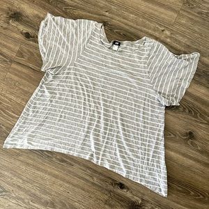 H&M Gray & White Striped Swing TShirt